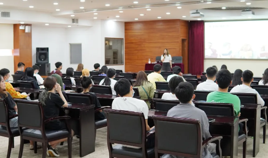 如何進(jìn)行雅思備考？五湖短期班告訴你！